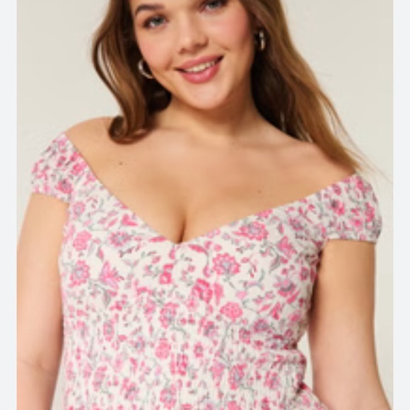 Hollister Pink and White Floral Mini Dress Size XLARGE - Picture 3 of 9